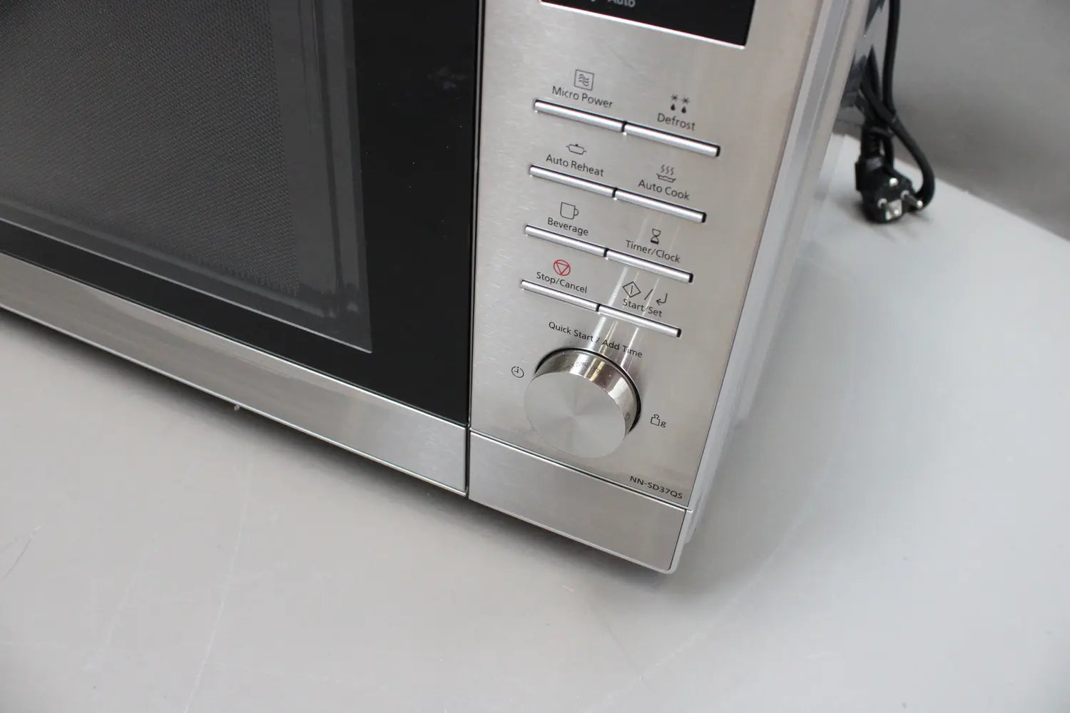 B-Ware Panasonic Nn Sd37 Qsepg Mikrowelle Inv.T. Küchenofen Mikrowelle 23 L Silber - 5025232969807