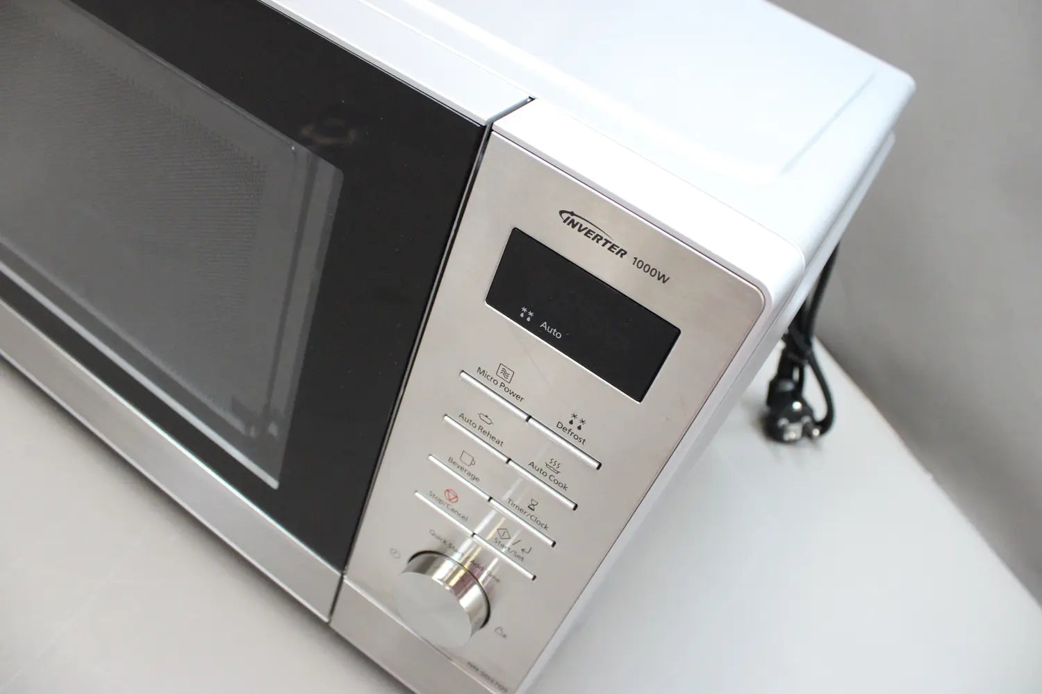 B-Ware Panasonic Nn Sd37 Qsepg Mikrowelle Inv.T. Küchenofen Mikrowelle 23 L Silber - 5025232969807