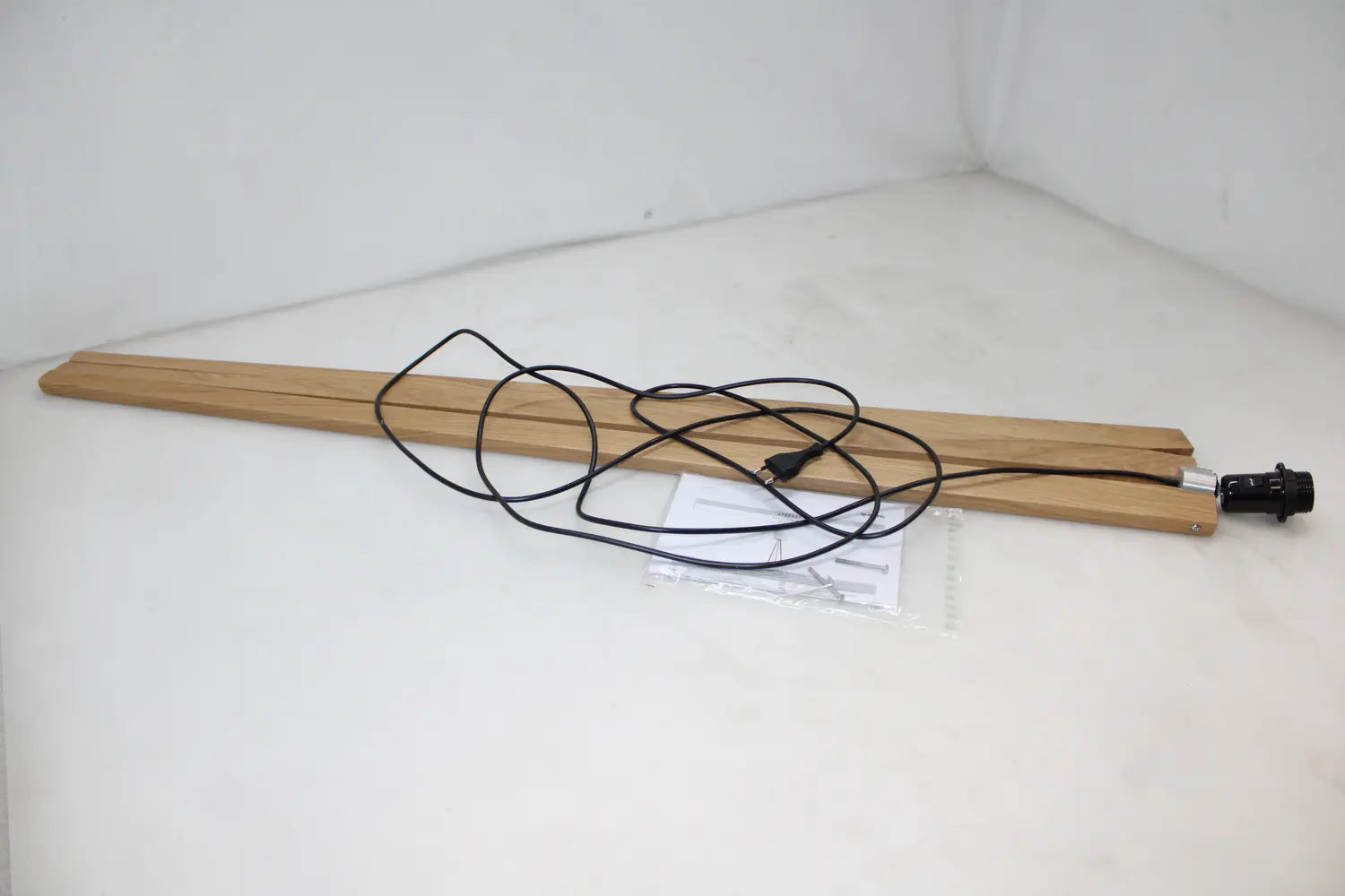C-Ware Quitani Stehleuchte Nida Holzgestell Schirm Stehlampe Leuchte Siehe Text/Foto - 4251096543612