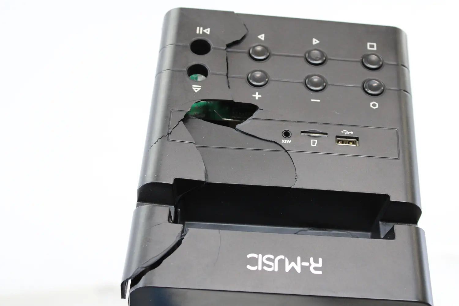 D-Ware R Music Cd Radio Cd Player Fm Bluetooth Usb Wma Fernbedienung Defektware - 3700527311401