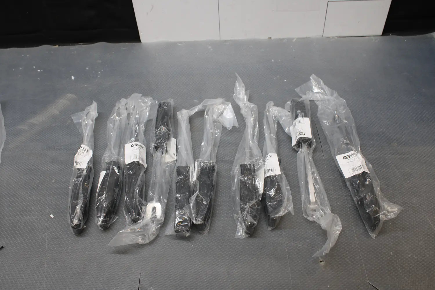 B-Ware Ks Tools Radkappenheber Radkappenzange Kunststoffradkappen 10 Stück - 4042146204603