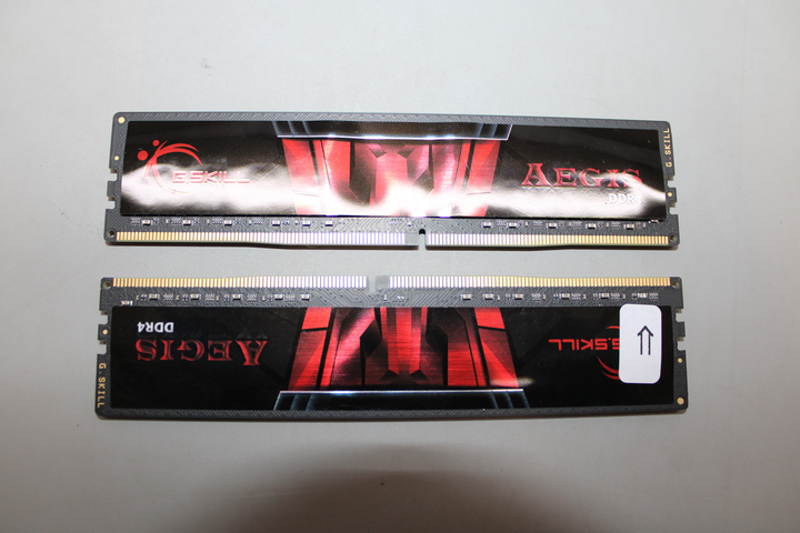 G.Skill Aegis Pc Arbeitsspeicher Kit Ddr4 32 Gb 2 X 16 Gb Non Ecc Defektware D-Ware - 4713294224415