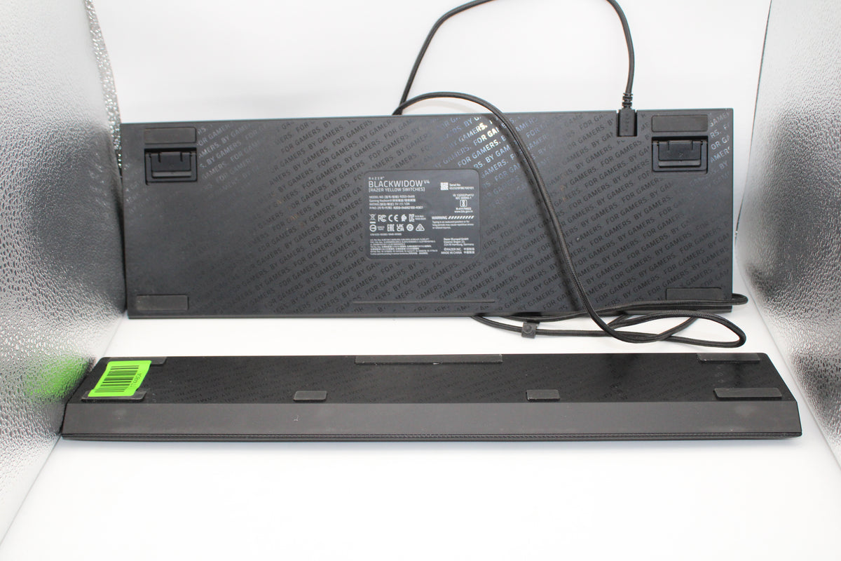Razer Tastatur Keyboard BlackWidow V4 Pro Kabelgebunden QWERTZ SIEHE TEXT/FOTO - 8887910072219