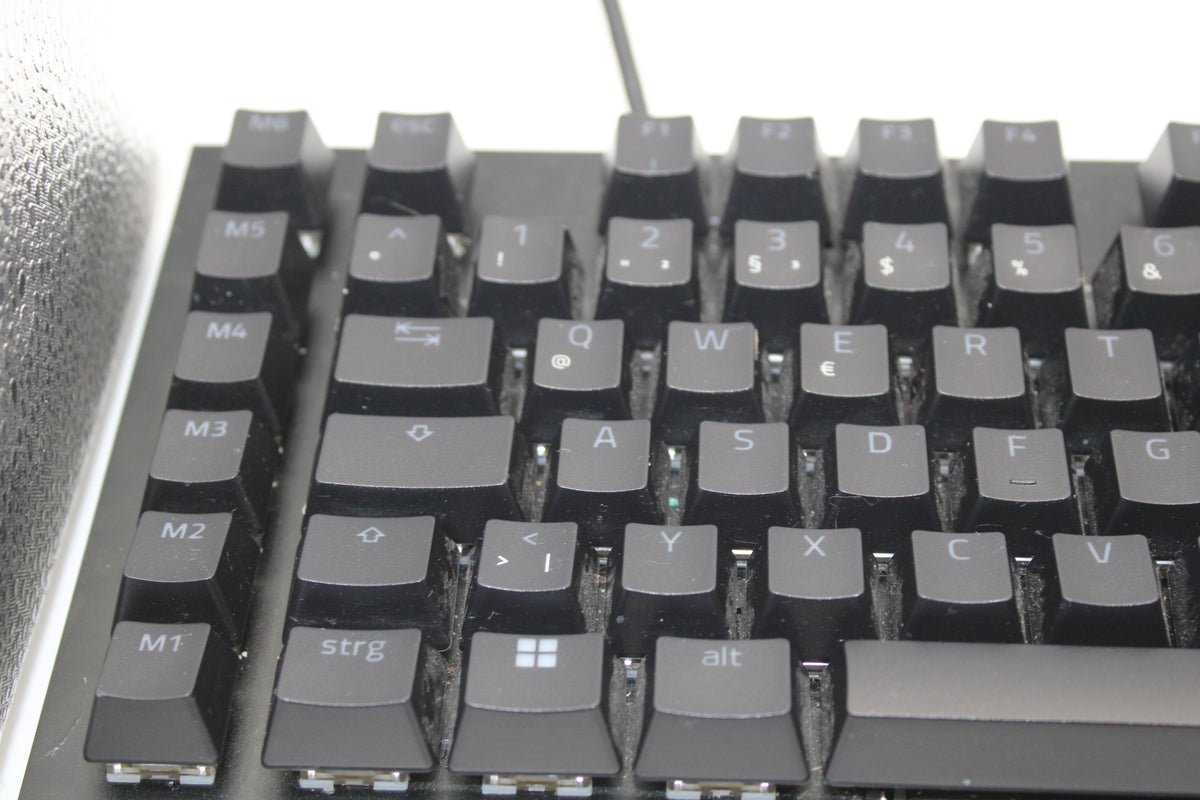Razer Tastatur Keyboard BlackWidow V4 Pro Kabelgebunden QWERTZ SIEHE TEXT/FOTO - 8887910072219