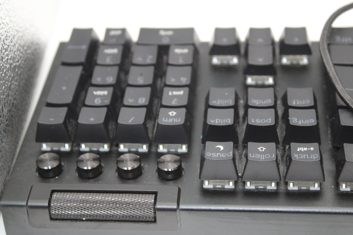 Razer Tastatur Keyboard BlackWidow V4 Pro Kabelgebunden QWERTZ SIEHE TEXT/FOTO - 8887910072219