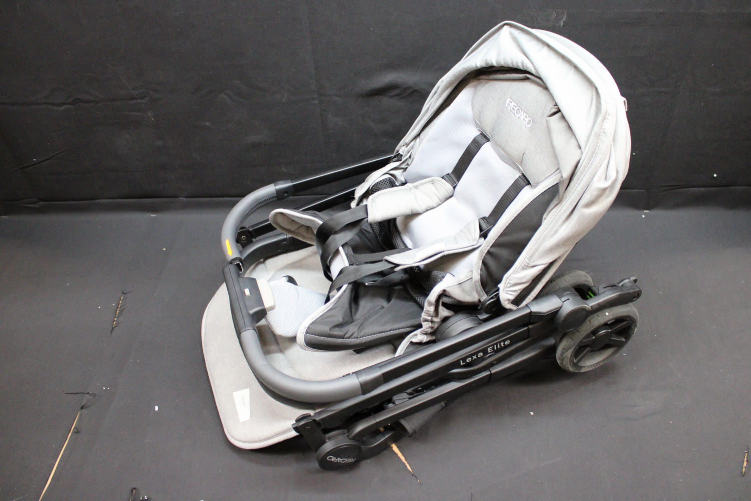 D-Ware Recaro Kinderwagen Lexa Elite Prime Kinderbuggy Buggy Reisebuggy Defektware - 2000579742903
