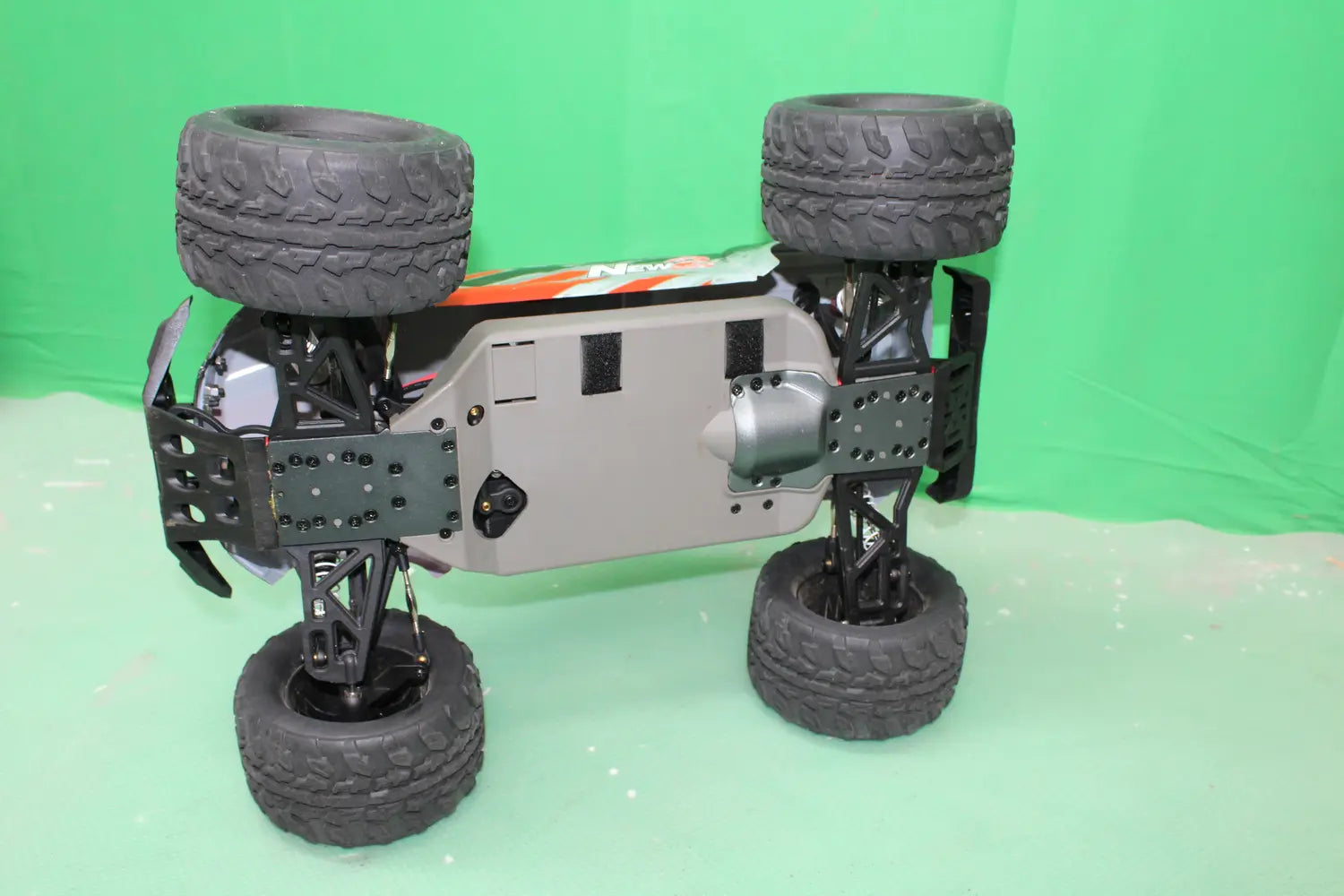B-Ware Reely Rc Monstertruck Modellauto New2 1:10 Akku Ladegerät Truck Siehe Text/F889 - 4064161259666