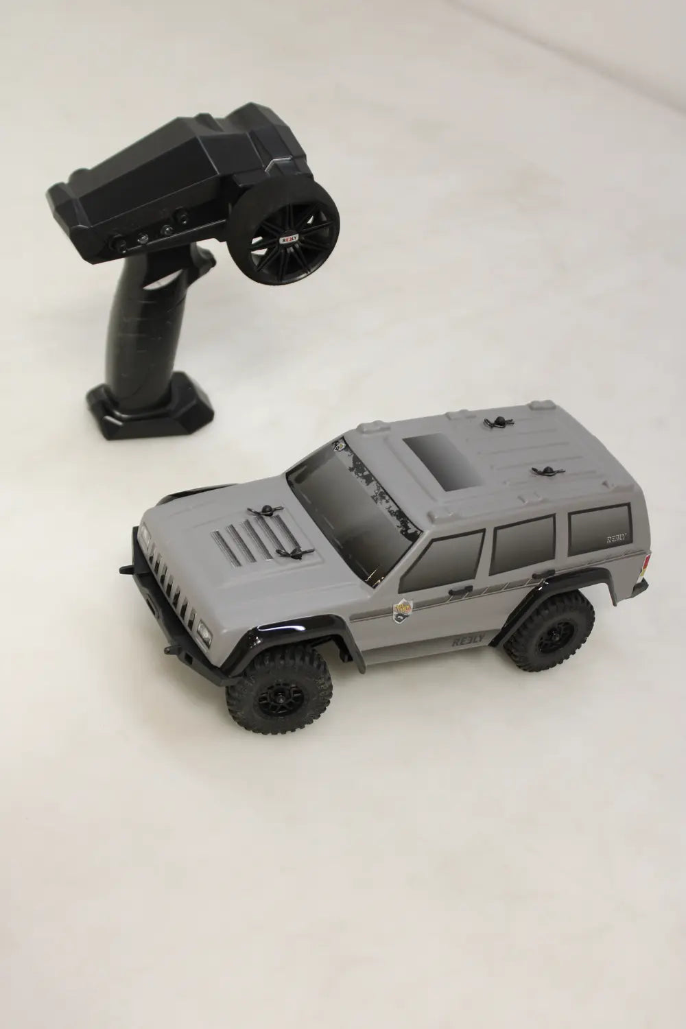 D-Ware Reely Free Men 1:10 Rc Modellauto Elektro Crawler Allradantrieb Defektware - 4053199921287