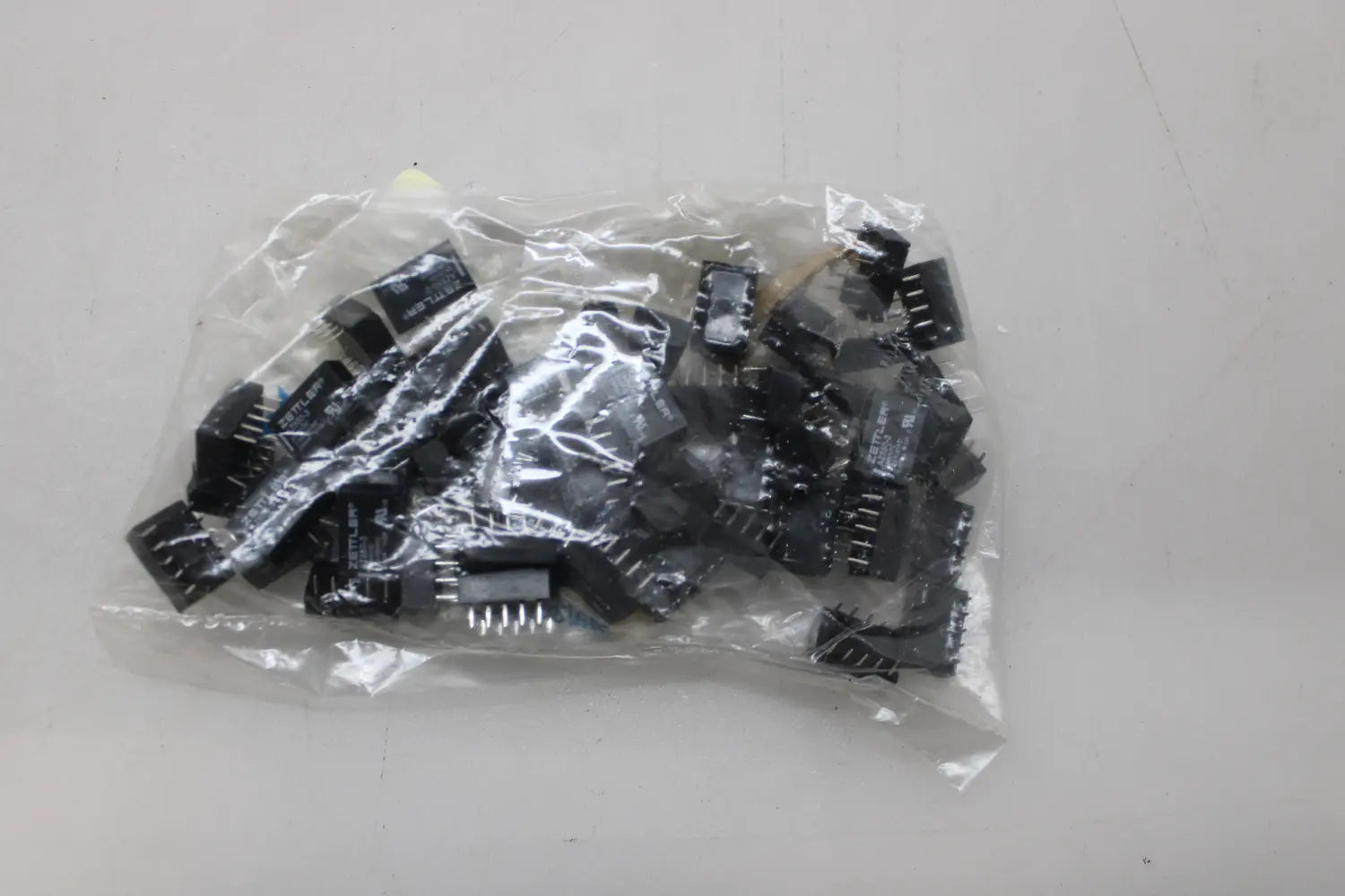 B-Ware Zettler Printrelais Miniatur Relais Az850 3 3 Vdc 2 Wechsler 1 A Lötpins 50 Stück - 2050001446213