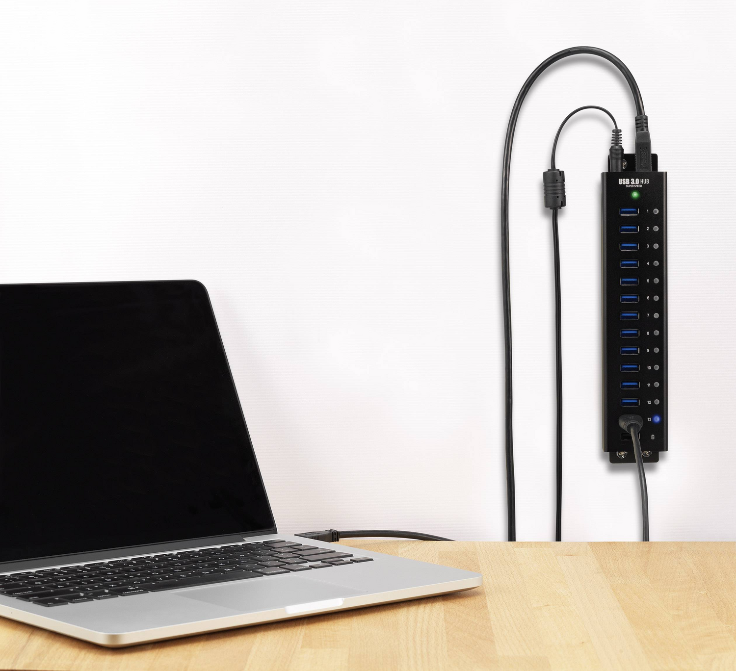 D-Ware Renkforce 13 Port Usb 3 Hub Leiste Aluminiumgehäuse Schnellladeport Defektware - 4016138951349