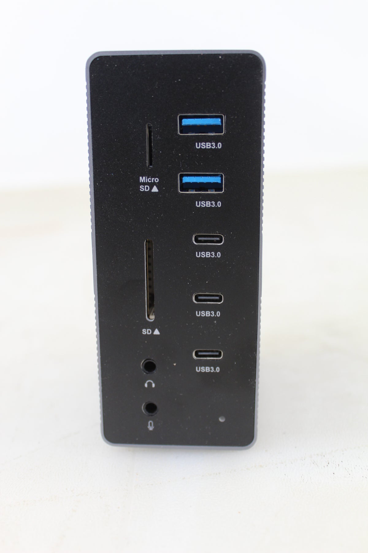 Renkforce USB-C Dockingstation RF-DKS-910 3x HDMI Grau Ladefunktion 7680x4320px - 4064161408859
