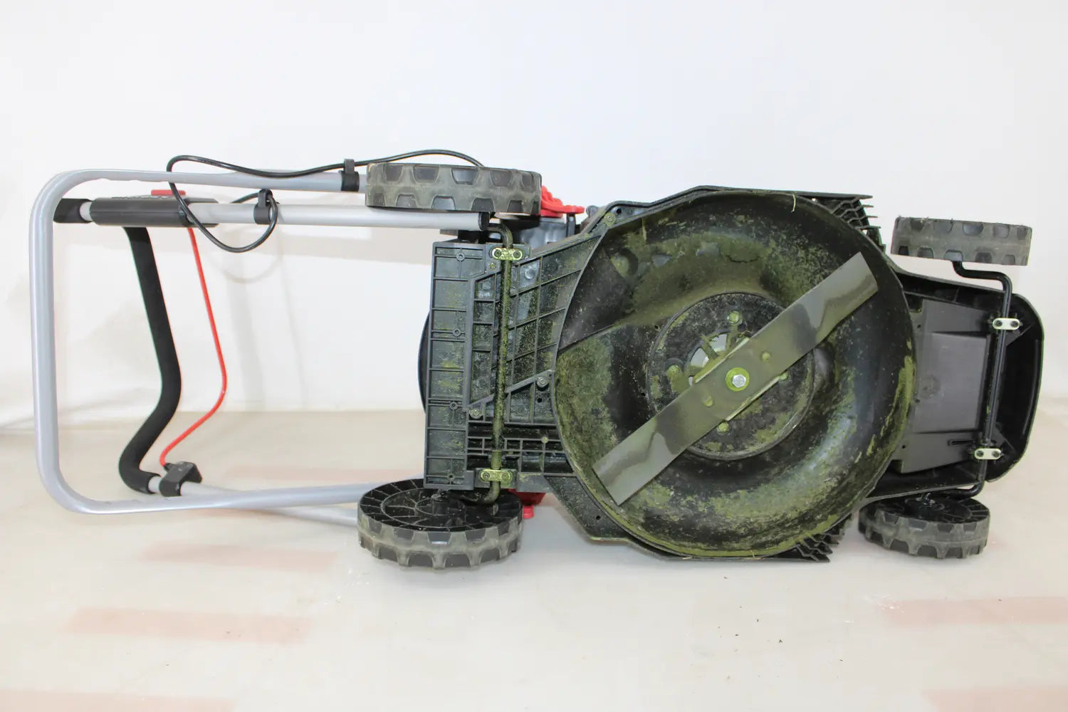 D-Ware Metabo Rm 36 18 Ltx Bl 36 Akku Rasenmäher Rasenpflege Gartengerät Defektware - 4061792204133