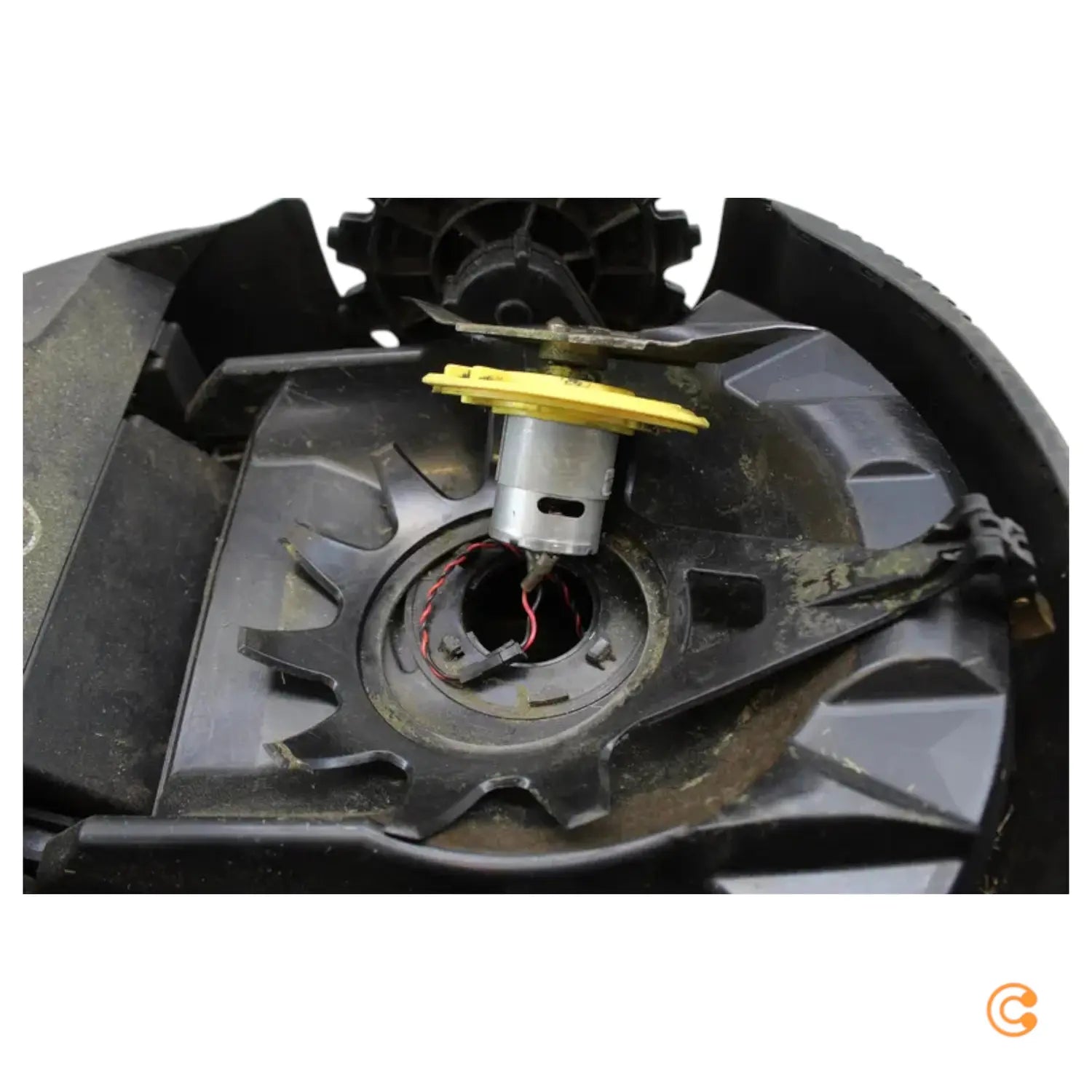 C-Ware Robomow Rt700 Mähroboter Geeignet Für Fläche 700 M² Rasenroboter Siehe Text/Foto - 4008423919974