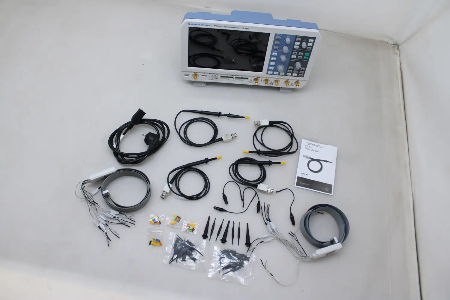 D-Ware Rohde & Schwarz Rtb2 K Com4 Digital Oszilloskop Digital Speicher Dso Defekt