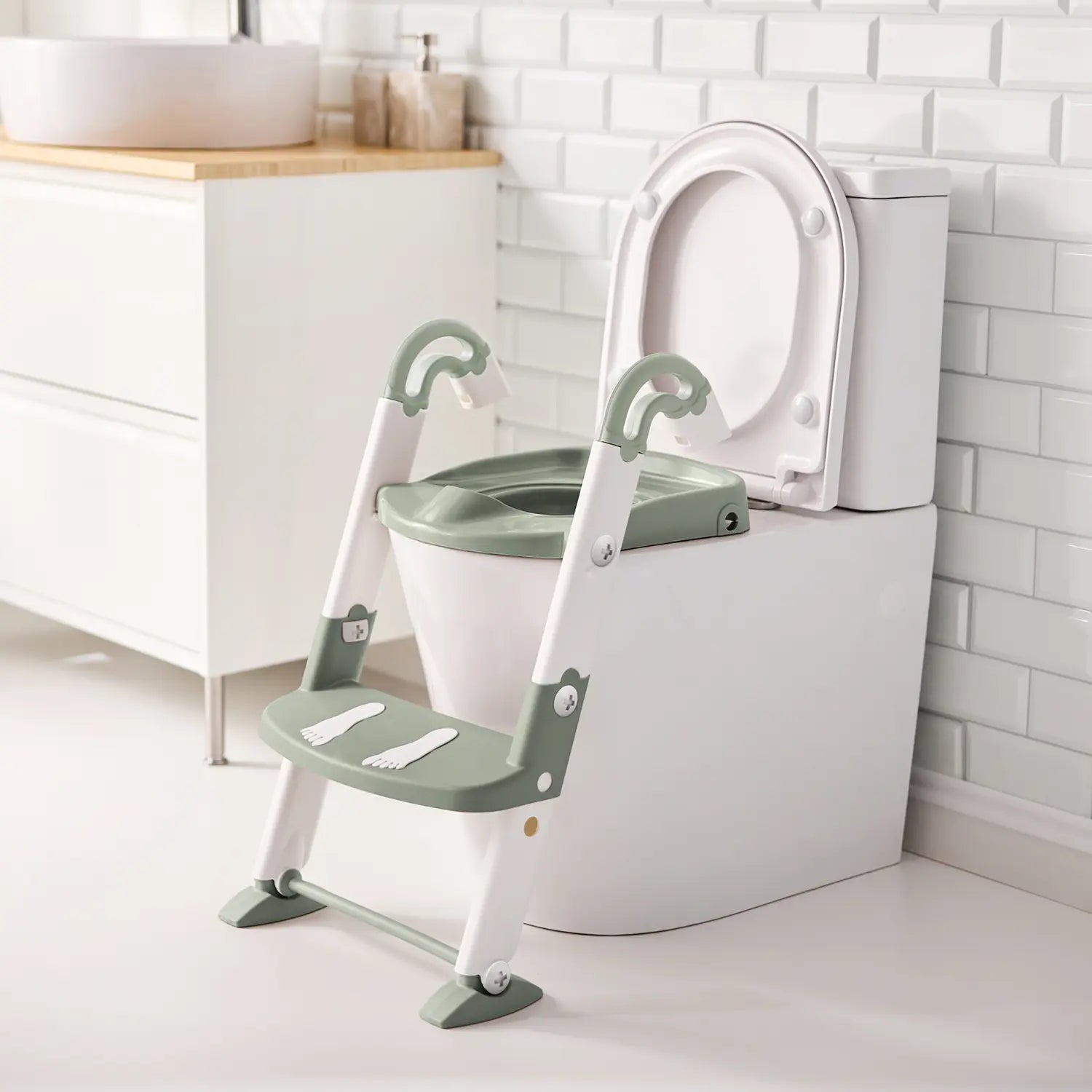 B-Ware Rotho Babydesign Toilettentrainer Töpfchentrainer Ava Sage Green Kinderleiter - 7610859276261
