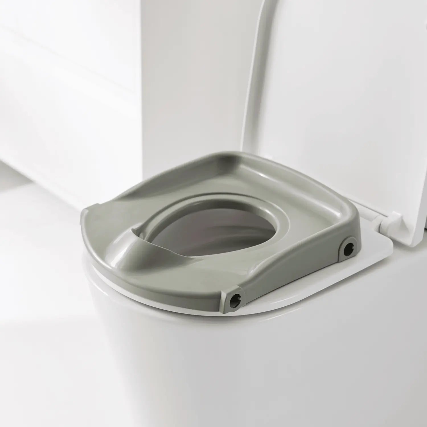 B-Ware Rotho Babydesign Toilettentrainer Töpfchentrainer Ava Sage Green Kinderleiter - 7610859276261