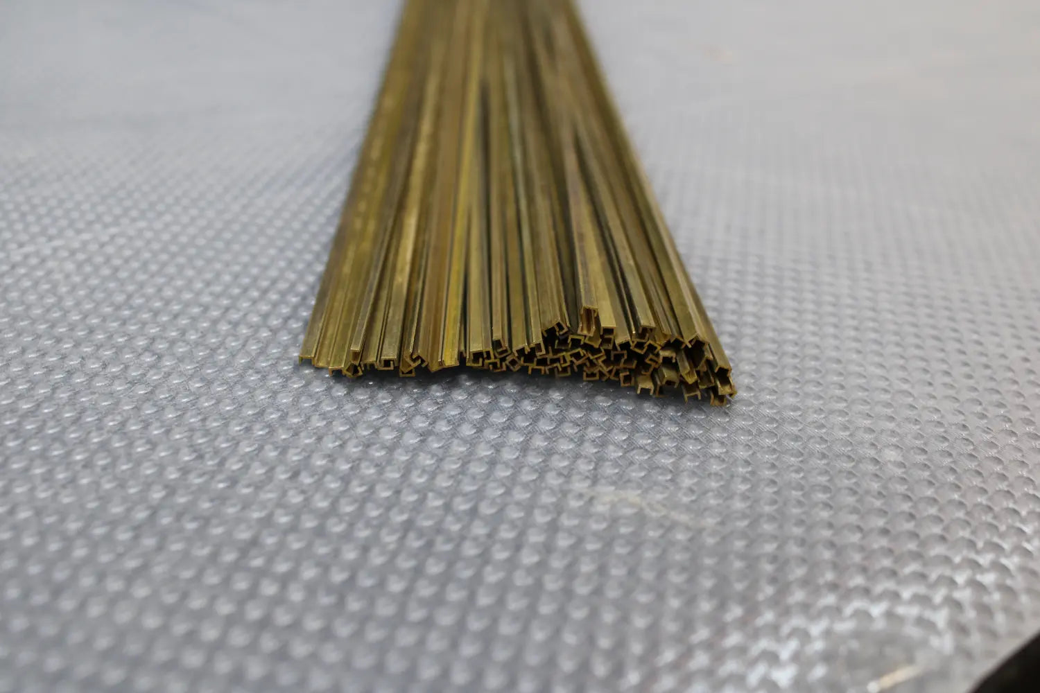 B-Ware Reely Rundmessing Stab Profil Messing 2 Mm Durchmesser 500 Mm Länge 90 Stück - 2050000084157