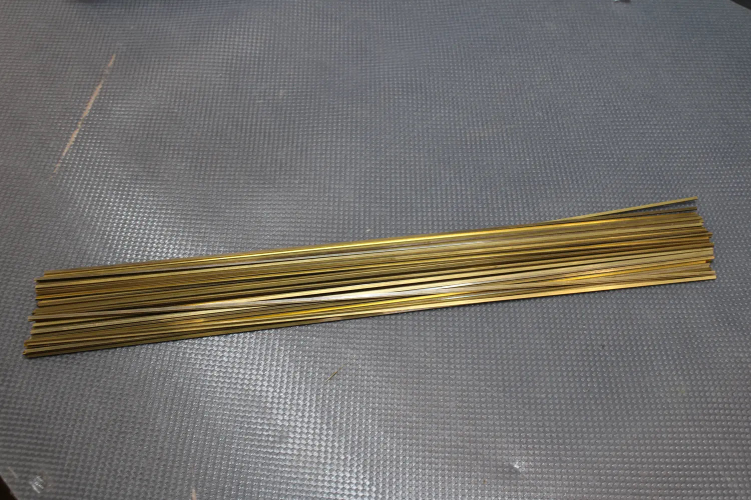 B-Ware Reely Rundmessing Stab Profil Messing 2 Mm Durchmesser 500 Mm Länge 90 Stück - 2050000084157