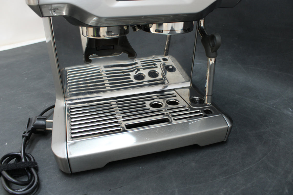 Sage SES880BSS4EEU1 The Barista Touch Siebträgermaschine SIEHE TEXT/FOTO - 9312432030151