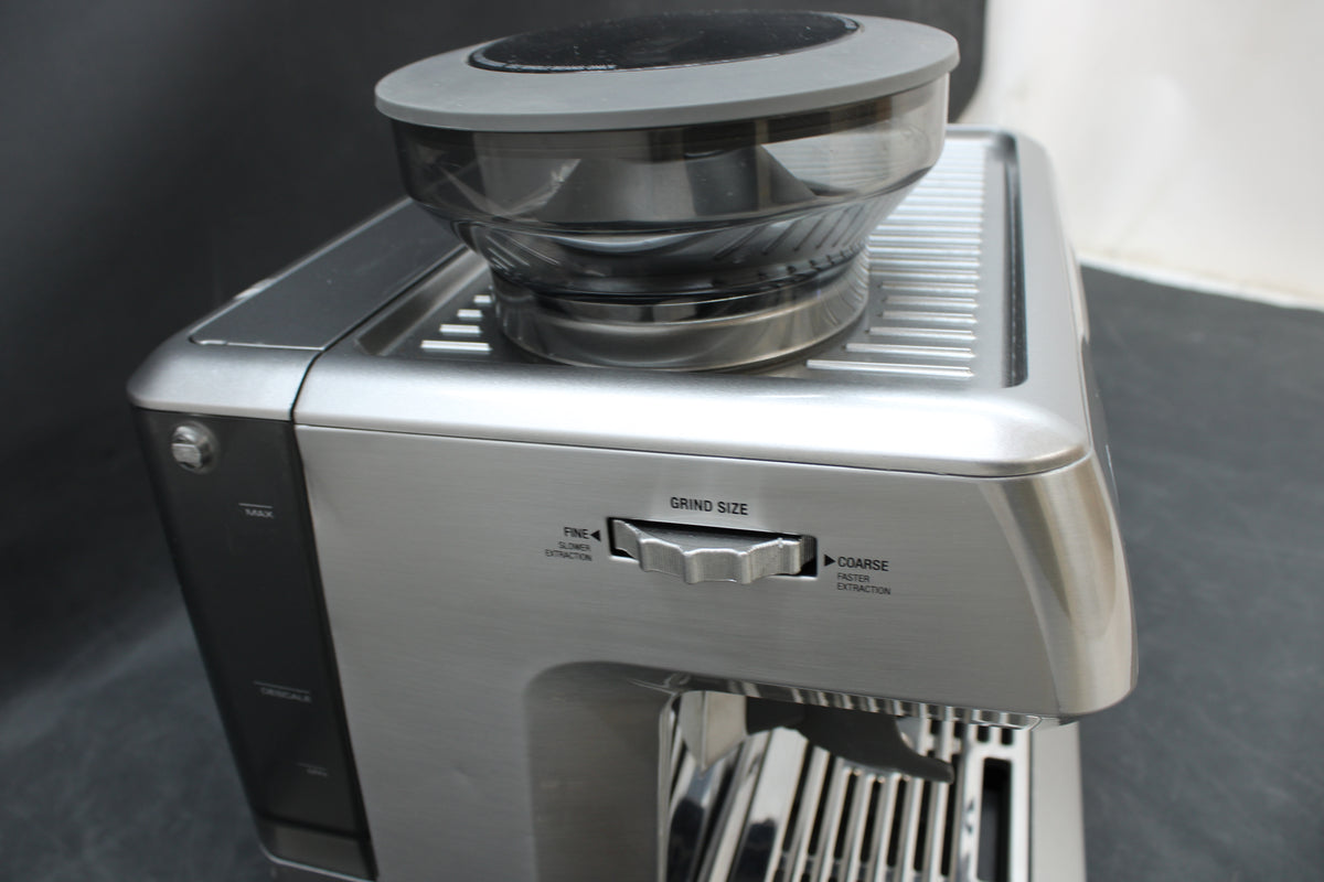 Sage SES880BSS4EEU1 The Barista Touch Siebträgermaschine SIEHE TEXT/FOTO - 9312432030151
