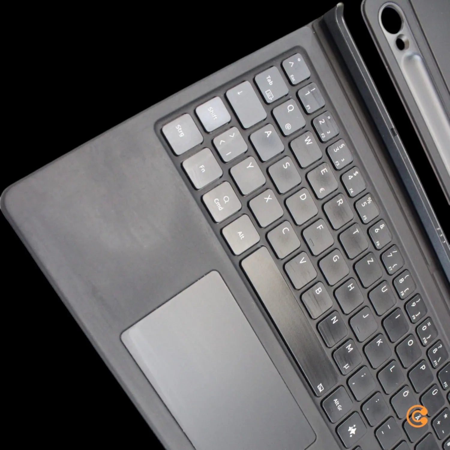 B-Ware Samsung Schutzhülle Tastatur Book Cover Keyboard Schwarz Galaxy Tab S9 S9 S10 Fe - 8806095759067