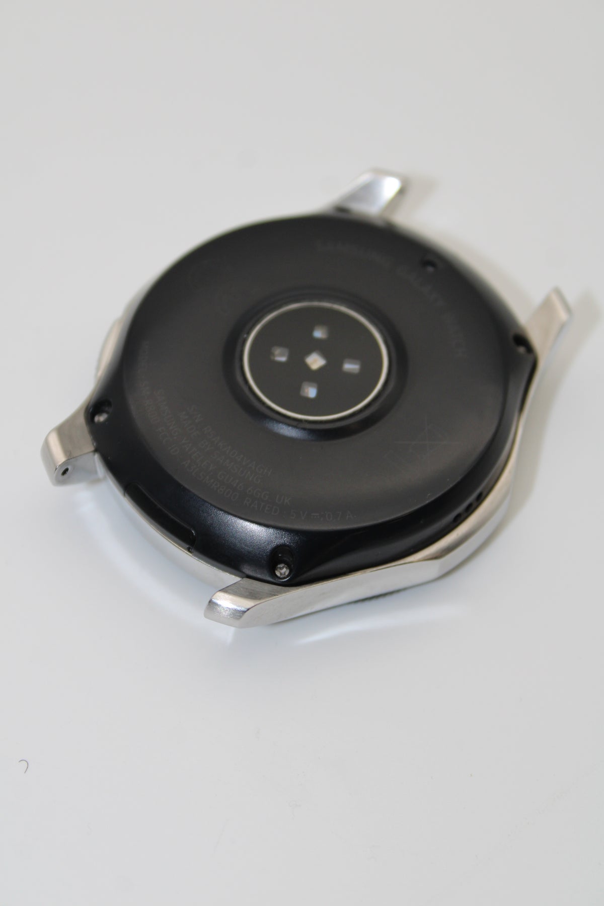 Samsung Galaxy Watch 46mm Bluetooth Smartwatch DEFEKTWARE - 8801643388423