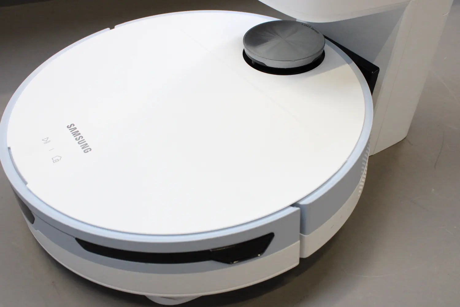 D-Ware Samsung Jet Bot+Misty White Satin Blue Saugroboter Weiß Sauger Defektware - 8806094432848