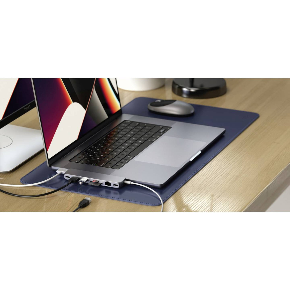 Satechi Dockingstation USB Hub Pro Hub Max Space Gray MacBook Pro Air USB-C - 0810086360314