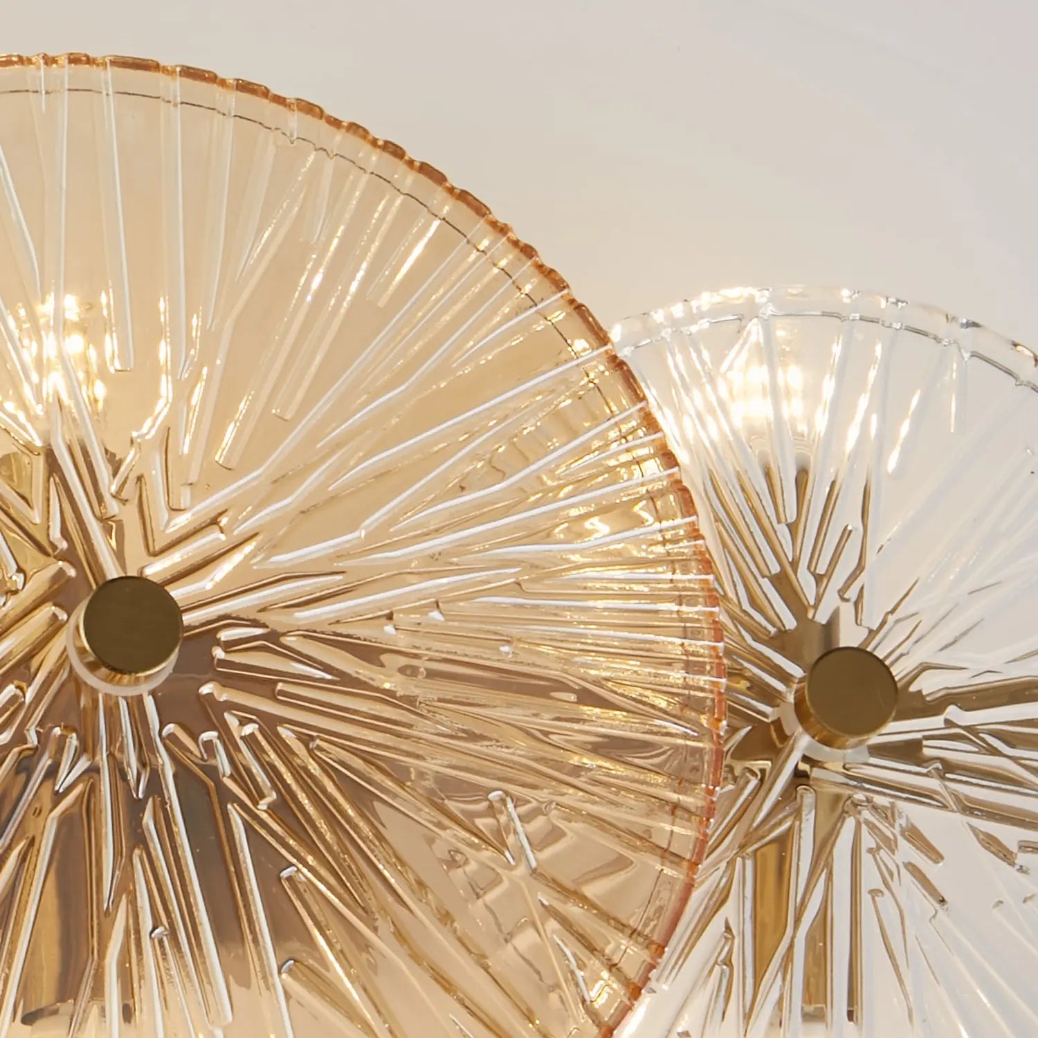 B-Ware Searchlight Deckenleuchte Wagon Wheel Bernstein Messing Glas 6 Flammig G9 Led - 5053423247632