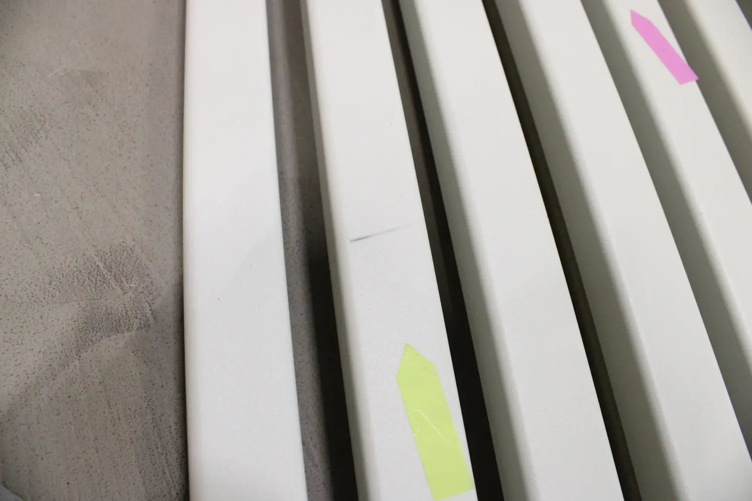 B-Ware Emu Segno Gartenbank Sitzbank Bank 128cm Stahl Weiß Outdoor Siehe Text/Foto - 8021988493679