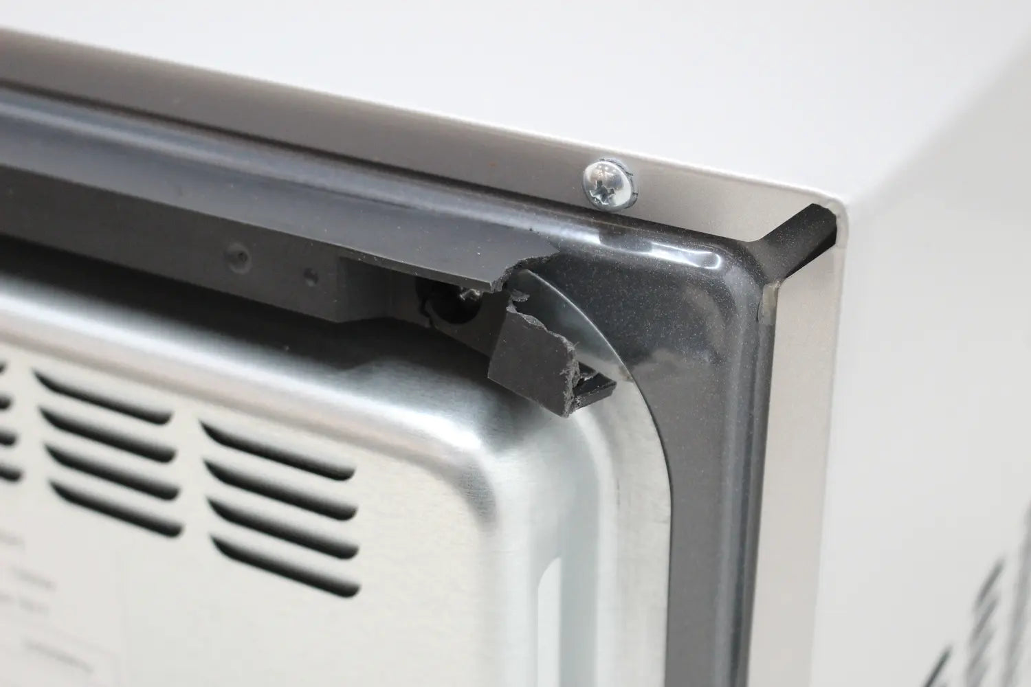 D-Ware Severin Mikrowelle Grill Heßluft 7773 10 Programme 20l Defekware - 4008146041280