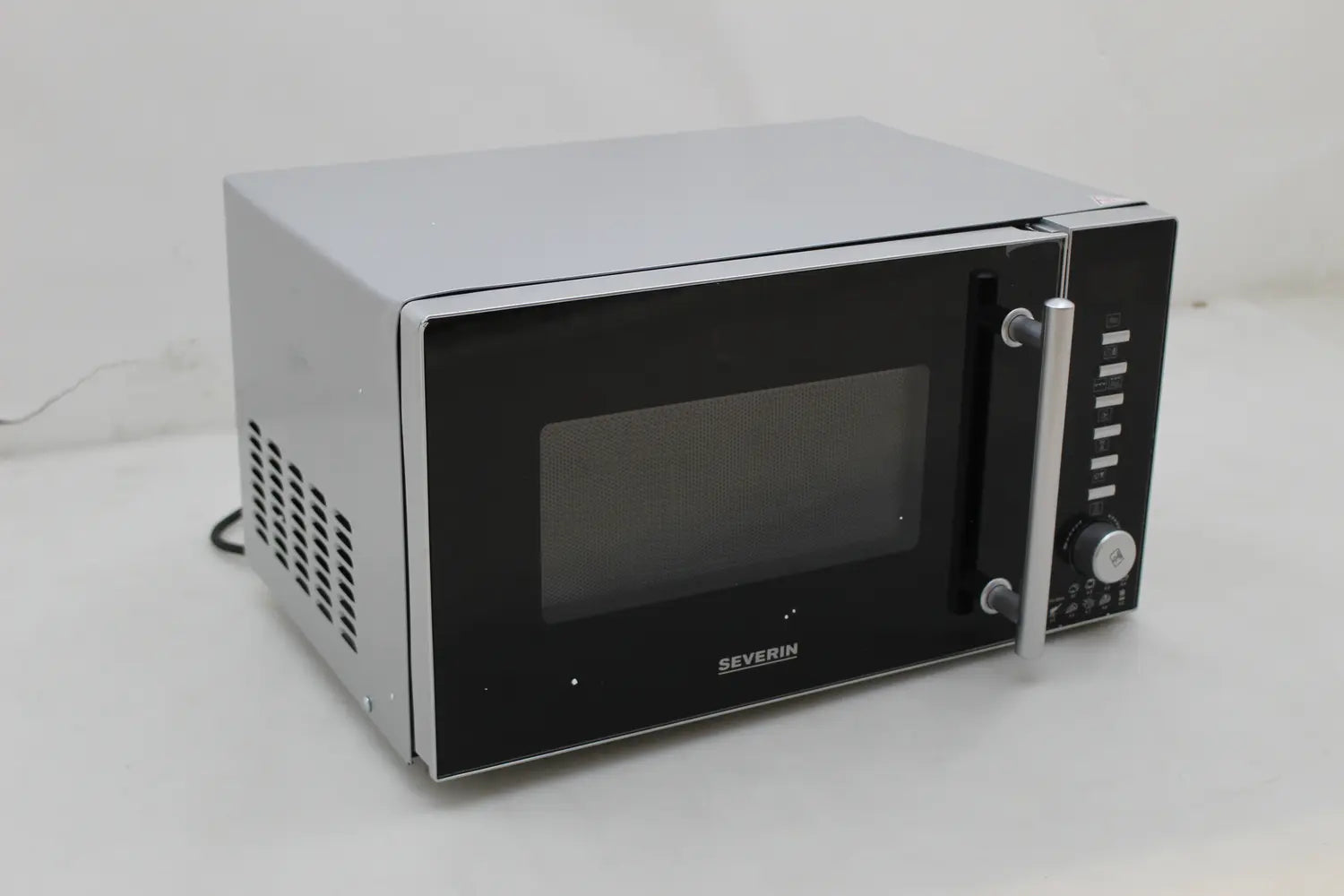 D-Ware Severin Mikrowelle Grill Heßluft 7773 10 Programme 20l Defekware - 4008146041280