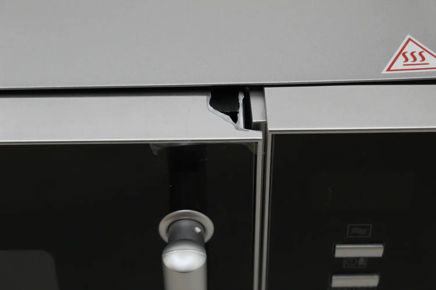 D-Ware Severin Mikrowelle Grill Heßluft 7773 10 Programme 20l Defekware - 4008146041280