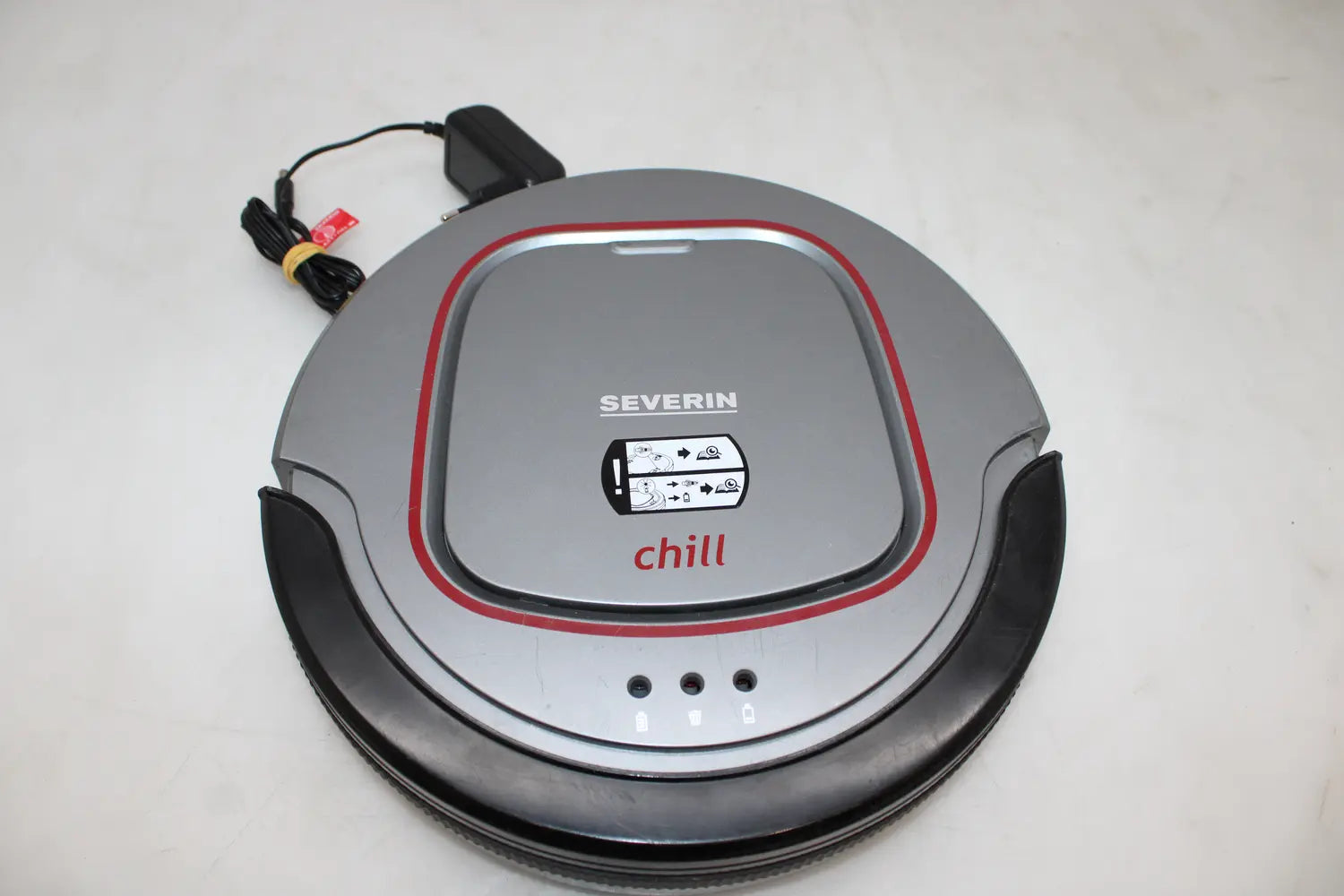 D-Ware Severin Saugroboter Chill Grau Rot Schwarz Extra Leise Staubsauger Defektware964 - 4008146016400