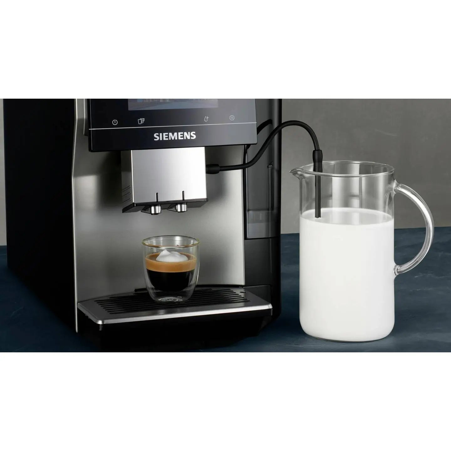 B-Ware Siemens Kaffeevollautomat Eq700 Classic Kaffeemaschine Espressomaschine Silber - 4242003953303