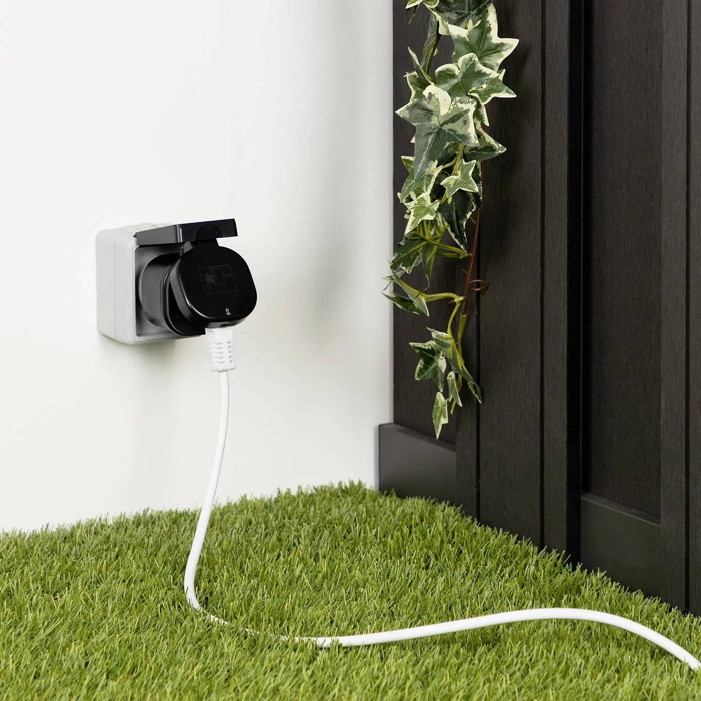 B-Ware Smartwares 2 Funksteckdosen Set Steckdosenschalter Mini Fernbedienung Außen Ip44 - 8711658435169