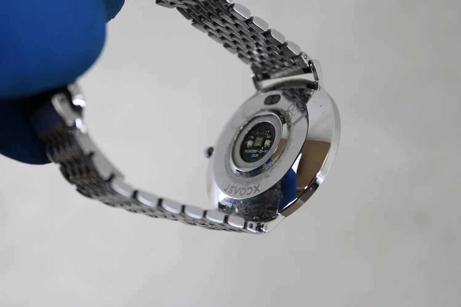 D-Ware Xcoast Siona 2 Smartwatch Armbanduhr Fitnessuhr Silber Defektware - 4260449577044
