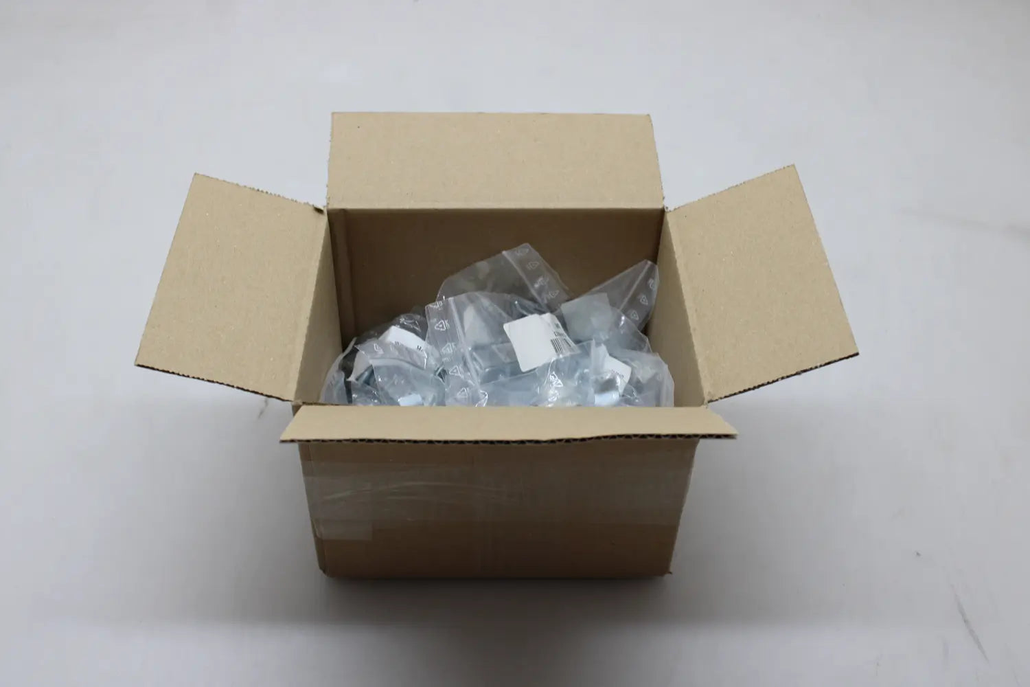 B-Ware Vormann Spannverschluss Ungelocht 87mm 33mm Sta Roh Verzinkt 33 Stück - 4003984160261