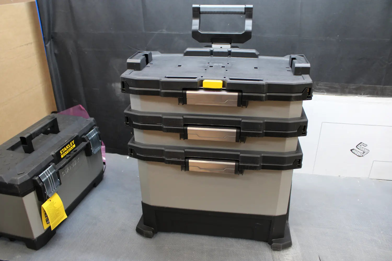 B-Ware Stanley 1 95 622 Fat Max Werkzeugbox Werkzeugwagen Schiene Siehe Text/Foto - 3253561956225