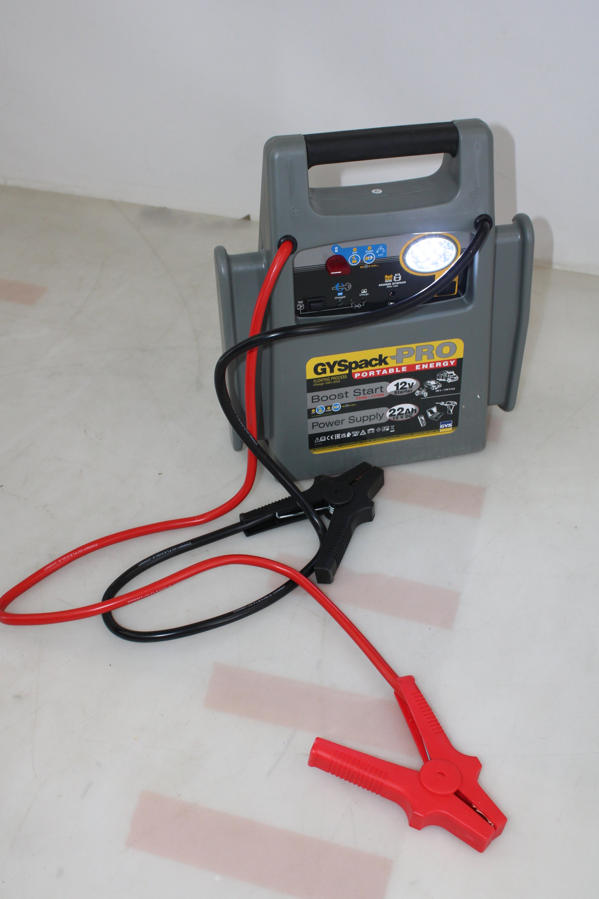 GYS Pack Pro 026155 Schnellstartsystem Starthilfestrom 12 V Stromspender Auto - 3154020026155