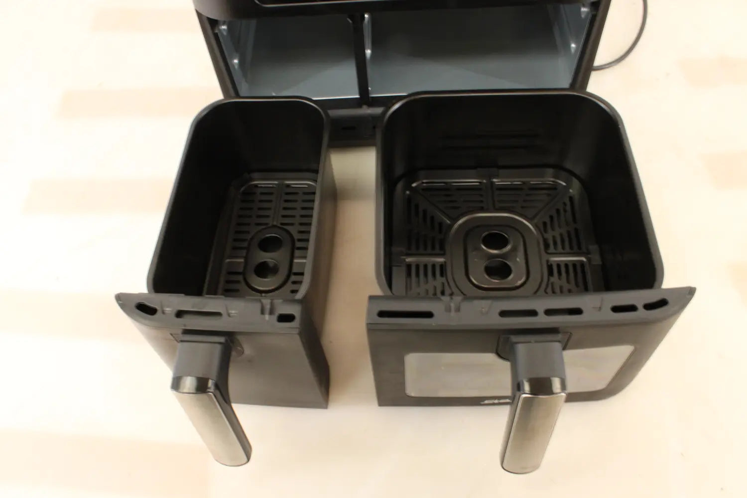 B-Ware Steba Doppel Heißluftfritteuse Duo Heißluftfritteuse 2 Körbe Siehe Text/Foto - 4011833200396