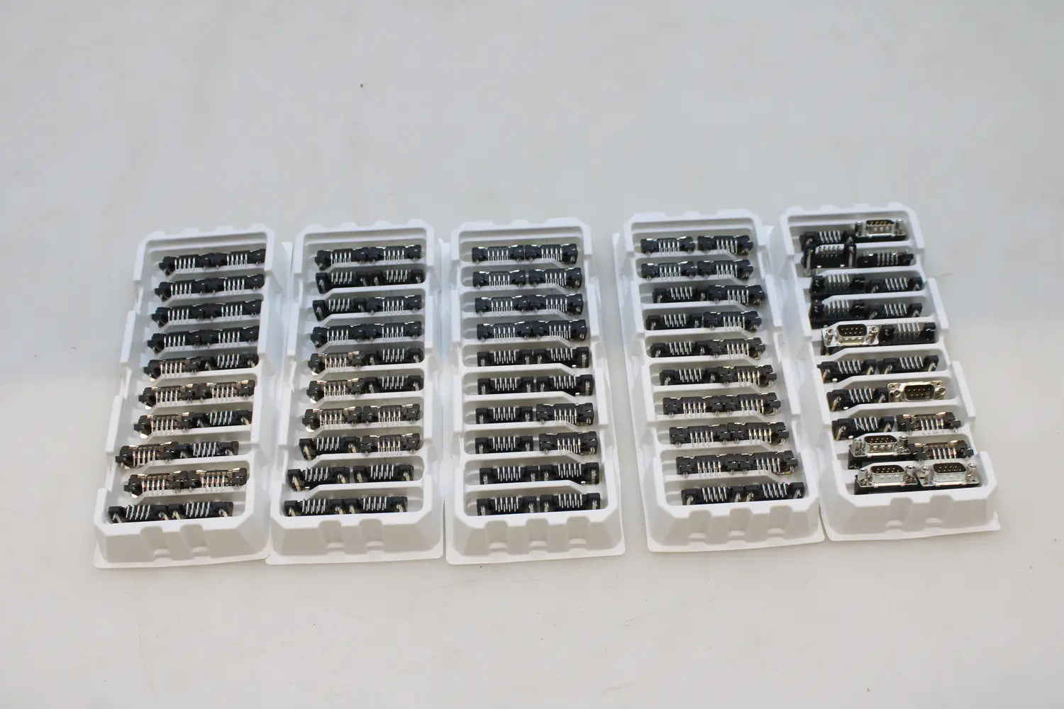 B-Ware Harting Steckverbinder Stecker Buchse D Sub 9 Polig Löten Schwarz 100 Stück - 2050009684372