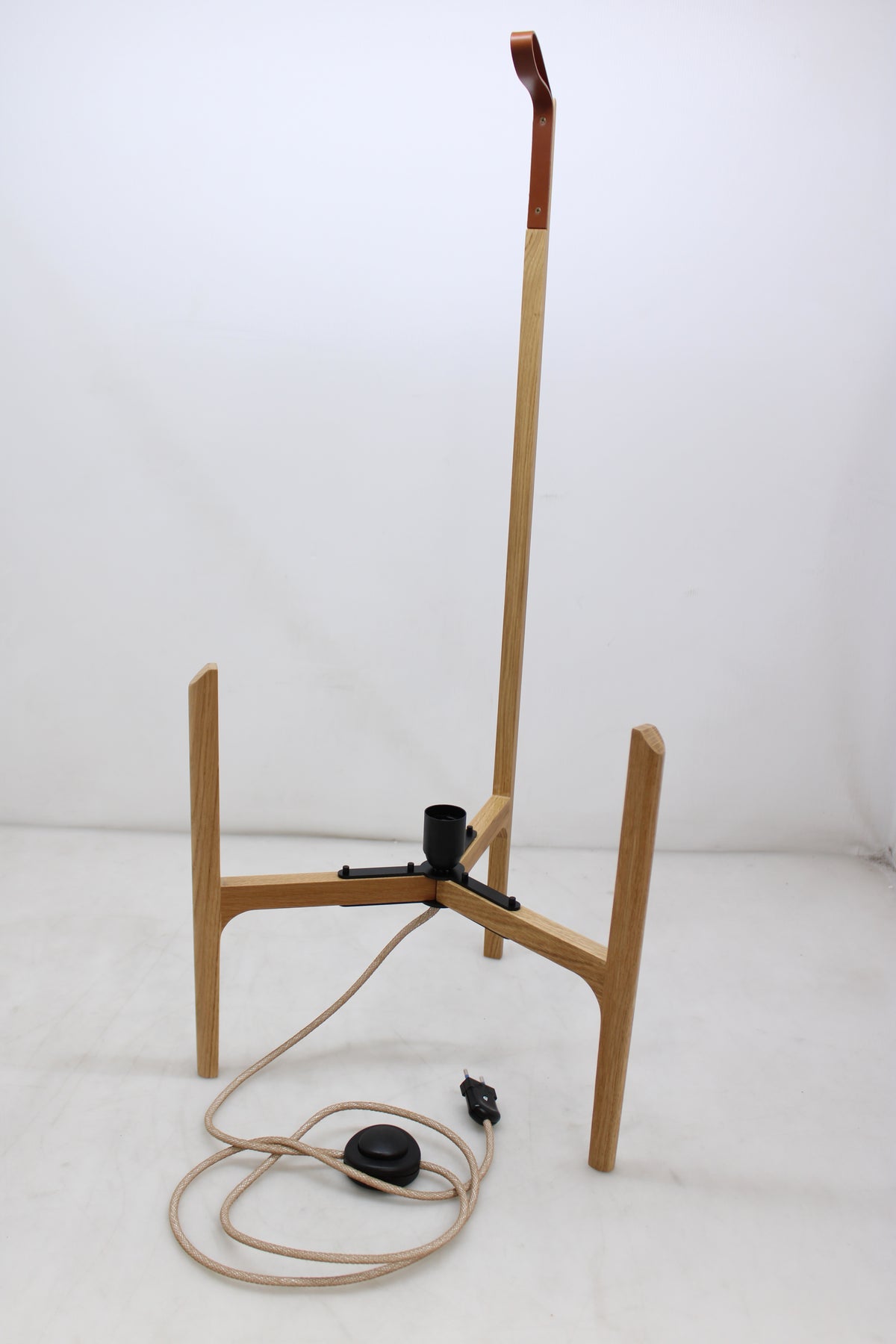 Carpyen Stehlampe Stehleuchte Greta Naturfaser Eichenholz Lampe SIEHE TEXT/FOTO - 8435579807033