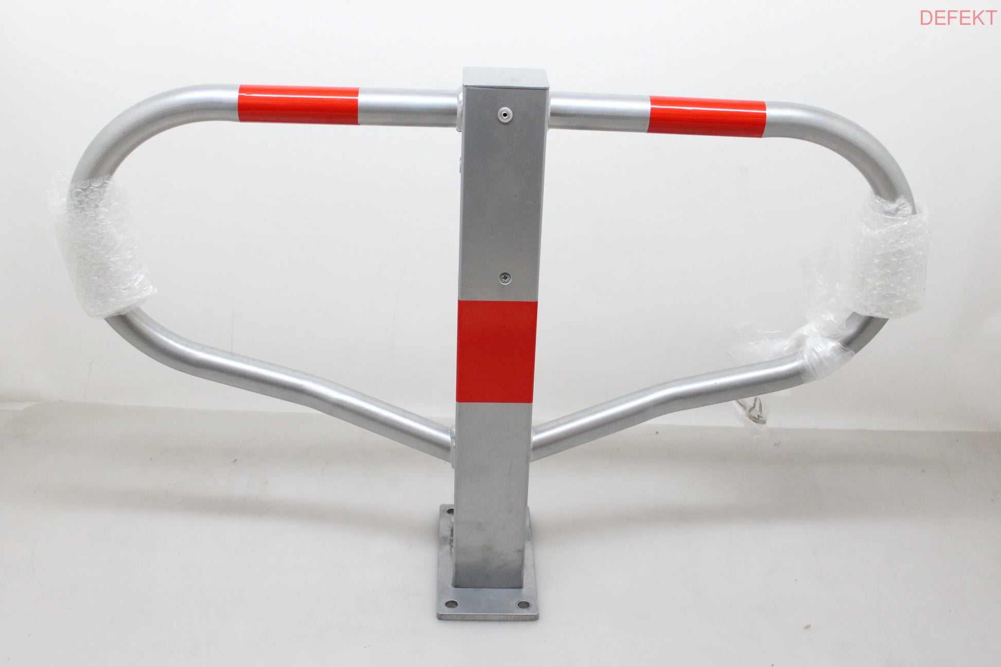 D-Ware Stier Parkbügel Parkplatzsperre Zylinderschloss 512x775x190mm Defektware514 - 4251709623397