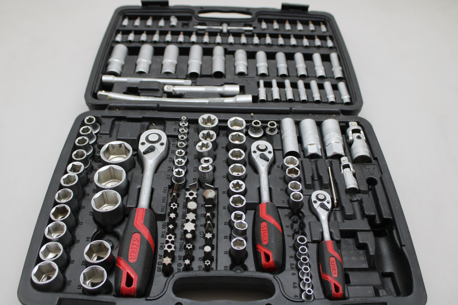 Meister Steckschlüssel Satz 1/4'' 3/8'' 1/2'' 179 Teilig Werkzeug Zubehör Set C-Ware - 4260438994807