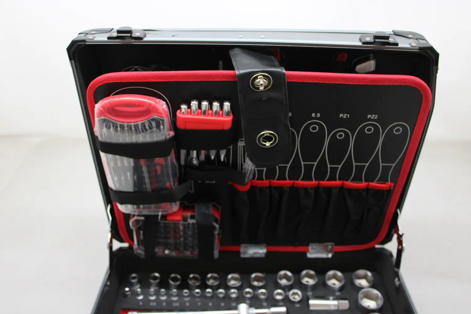 B-Ware Stier Werkzeugsortiment Set Werkzeugkoffer Aluminiumkoffer 135 Teilig  Werkz71 - 4251709612780