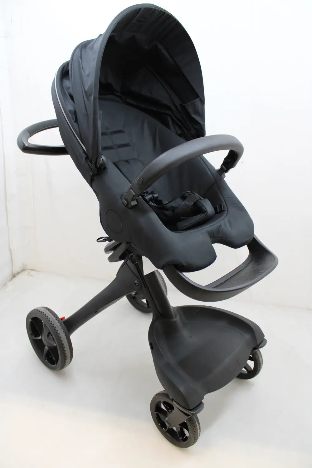 D-Ware Stokke Xplory X Kinderwagen Buggy Kinderbuggy Kinder Wagen Rich Black