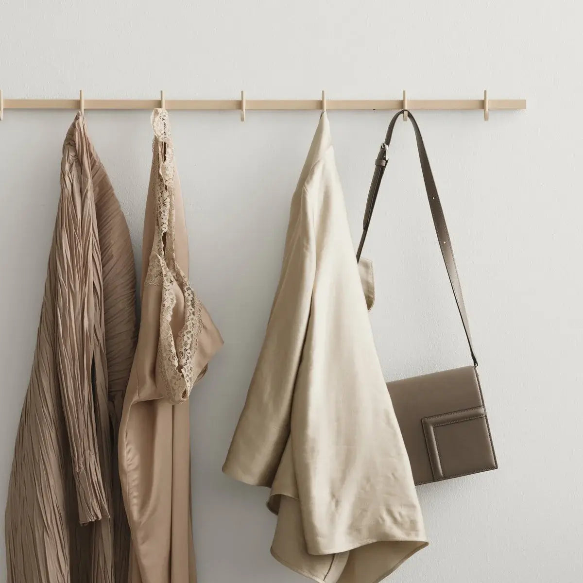 B-Ware String Hakenleiste Garderobenleiste Wandgarderobe Aluminium Beige Groß 123 Cm - 7350038276889