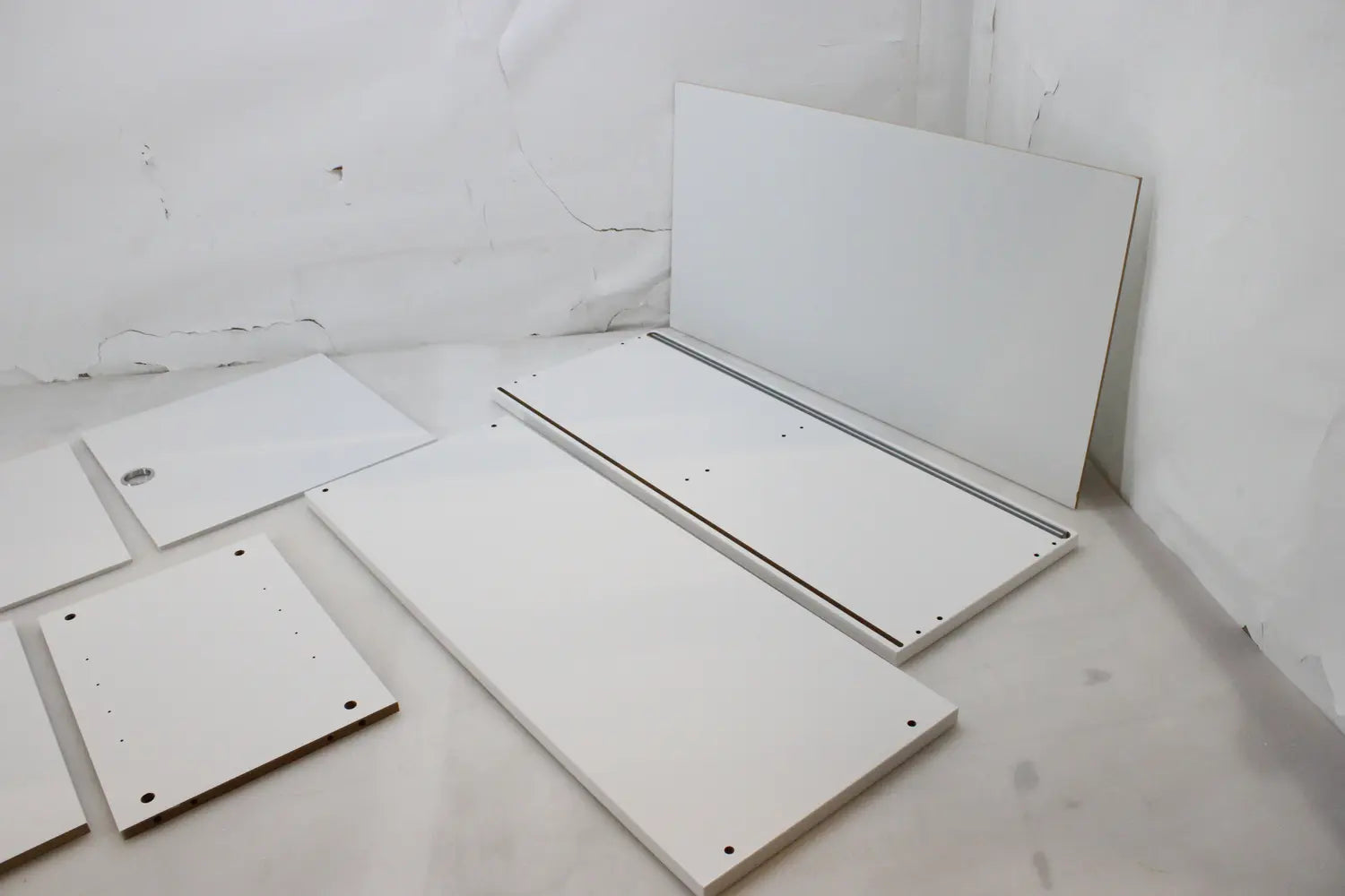 B-Ware String Schrankmodul Schiebetür Schrank Kommode Sideboard Weiß Siehe Text/Foto - 7350038270399