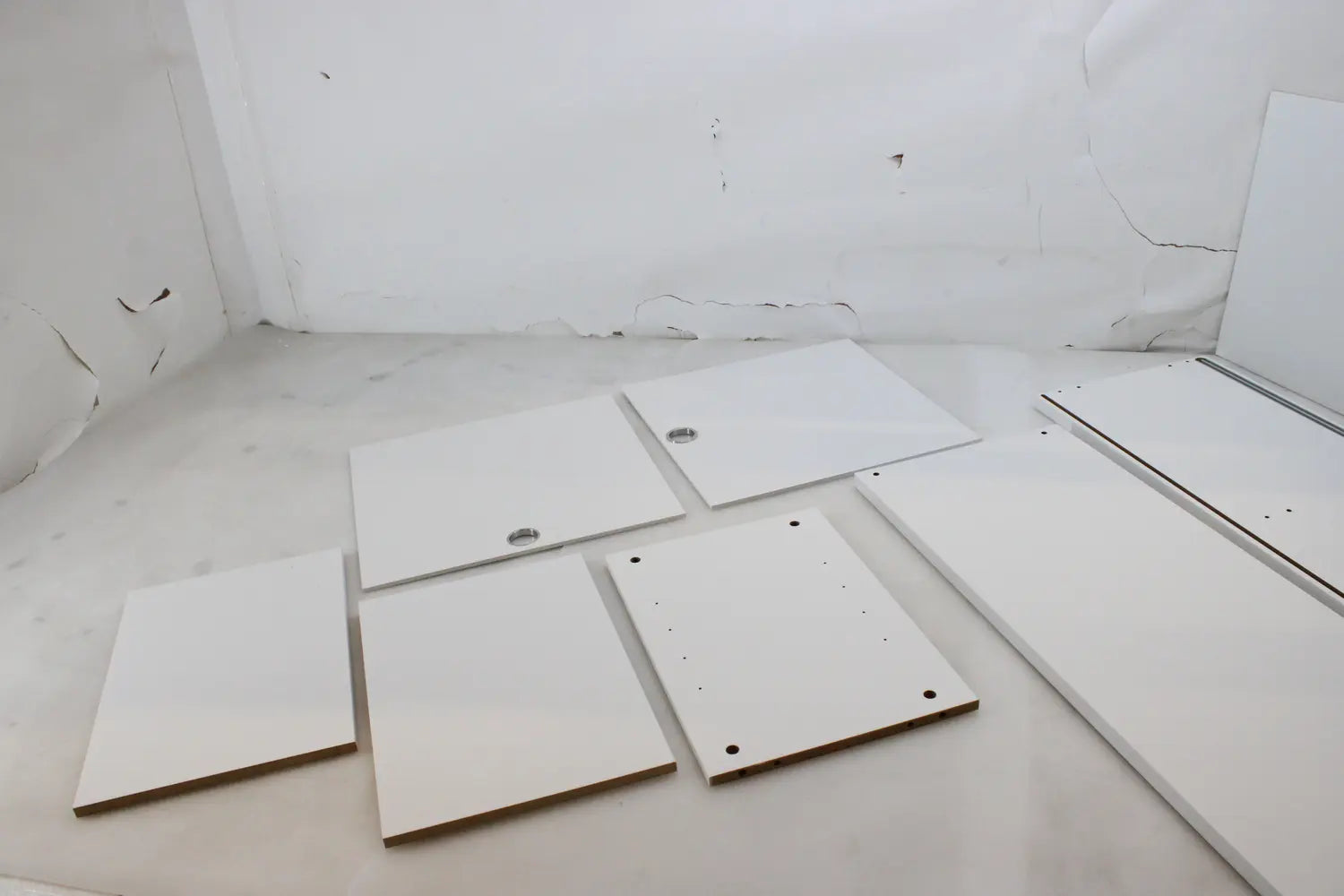 B-Ware String Schrankmodul Schiebetür Schrank Kommode Sideboard Weiß Siehe Text/Foto - 7350038270399